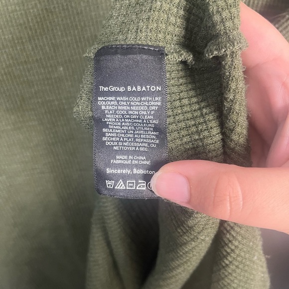 The Group by Babaton Thermal Cowlneck Sweater Size medium Green - Picture 6 of 9
